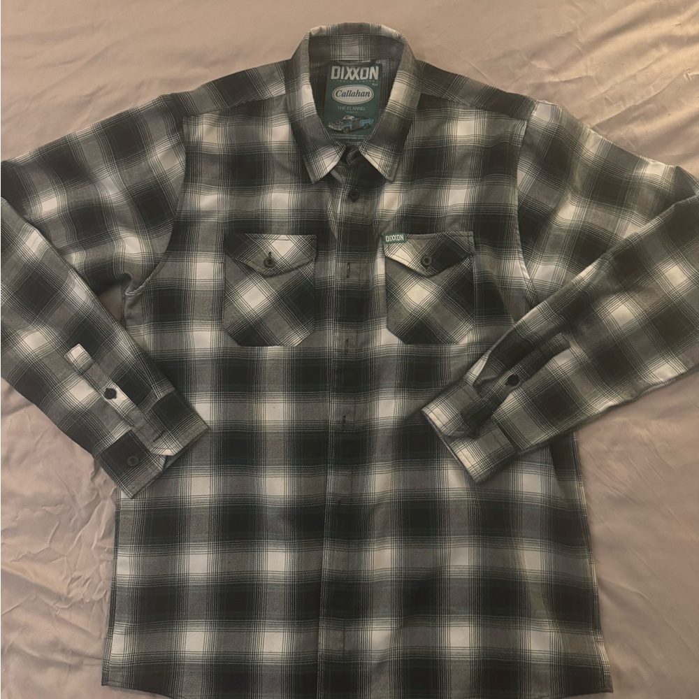 DIXXON Men's Black and White Checkered Shirt